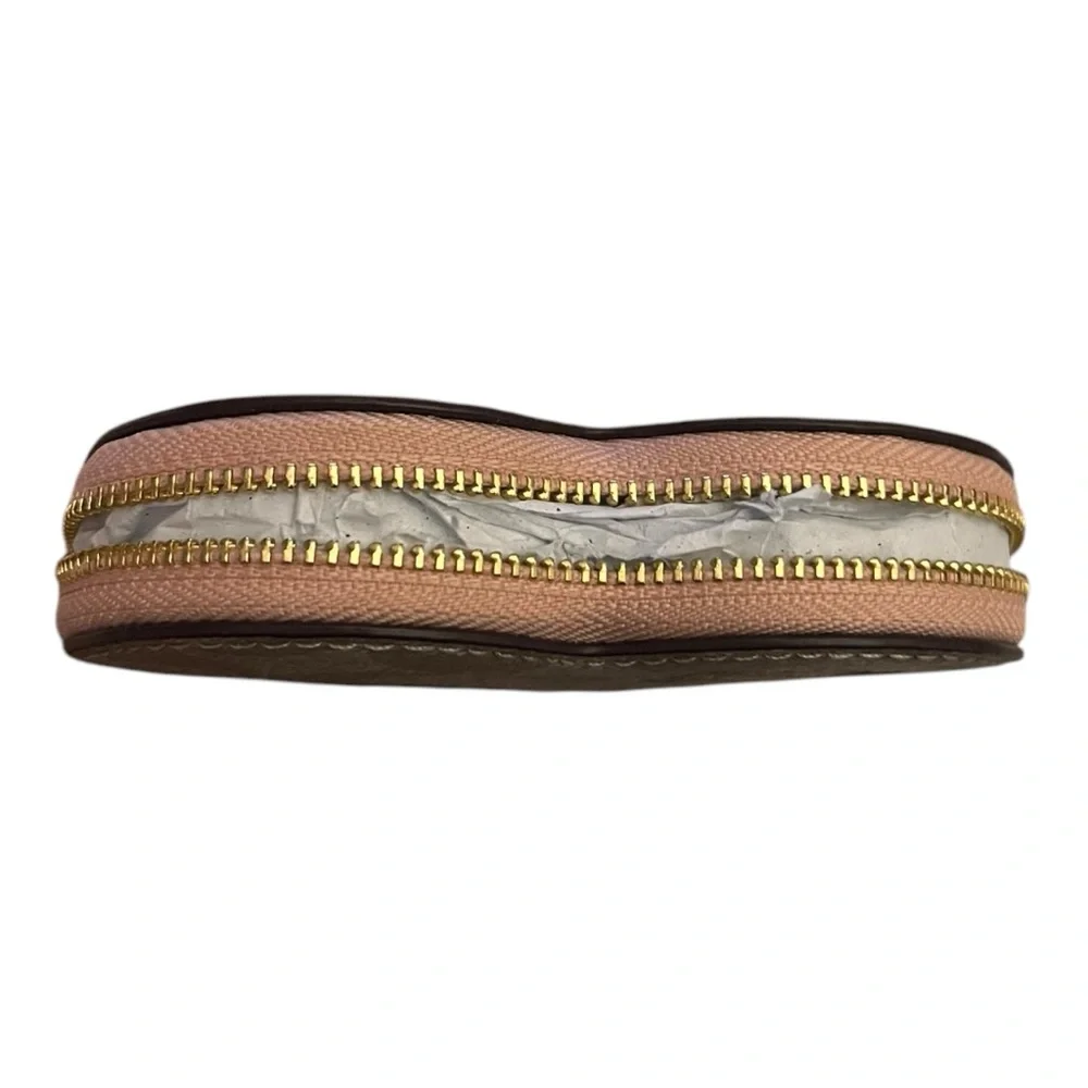 Coach X Observed By Us NWT Heart Coin Case In Signature Canvas in tan and pink - Picture 6 of 8